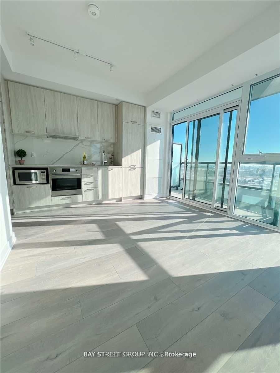 10 Honeycrisp Crescent, Unit 1709