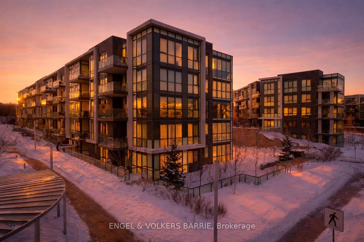 #132 - 375 Sea Ray Avenue