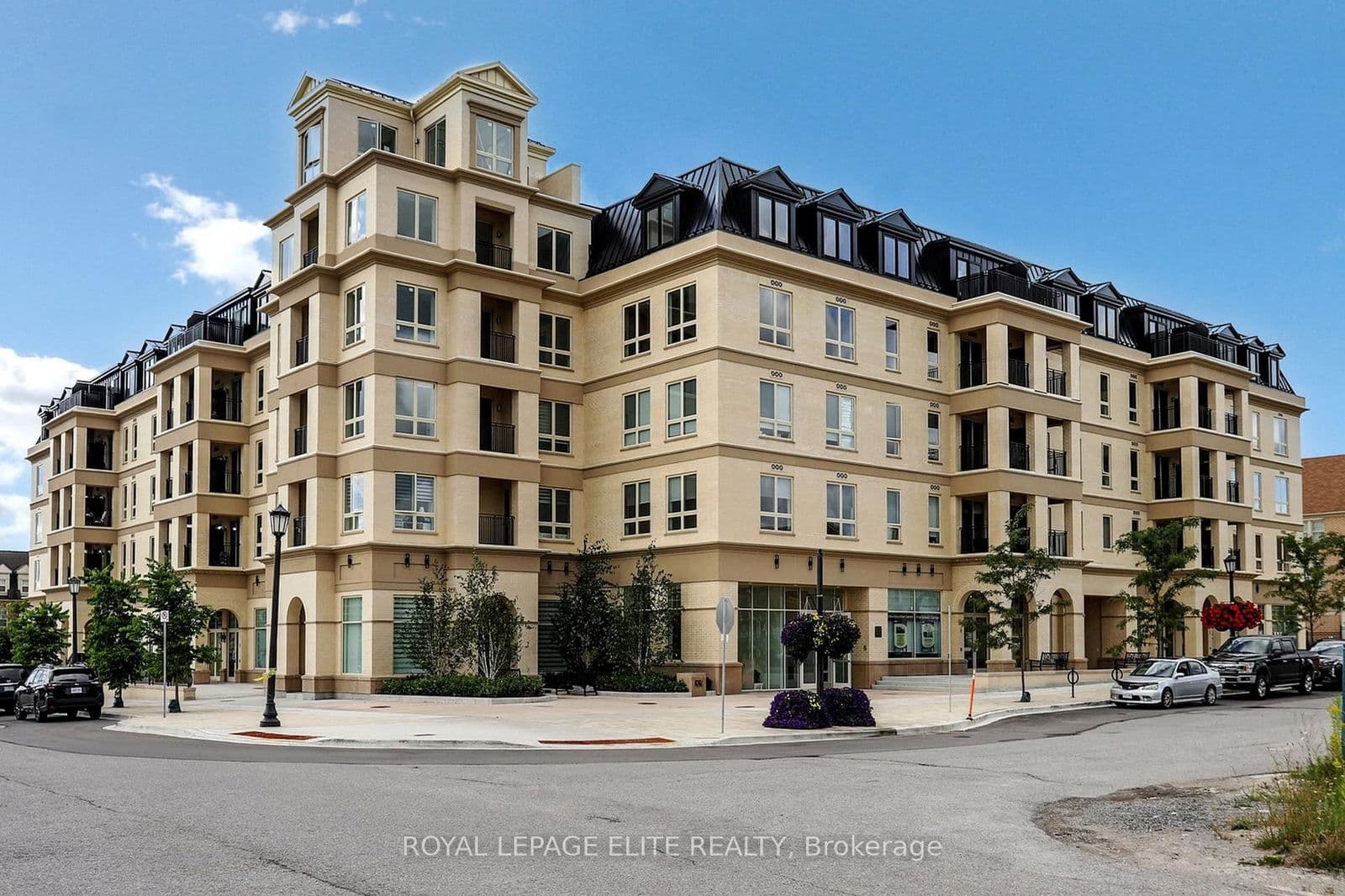 101 Cathedral High Street, Unit 311