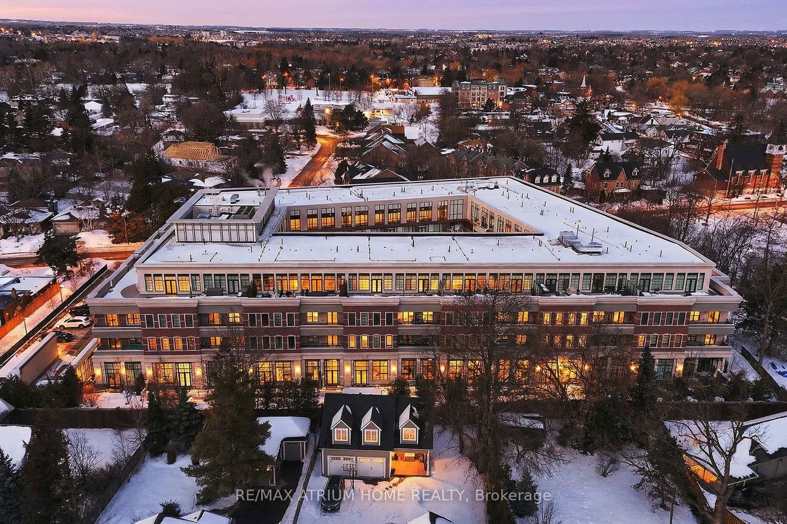 20 Fred Varley Drive, Unit PH9