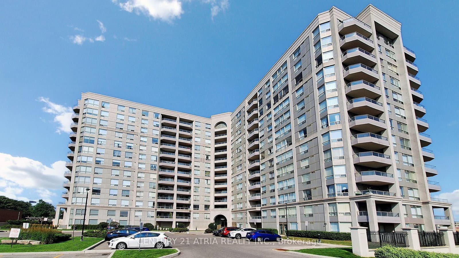 #719 - 9015 Leslie Street