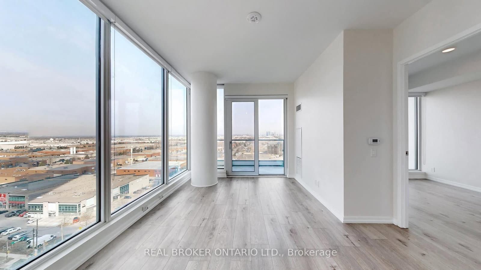 #1211 - 1000 Portage Parkway