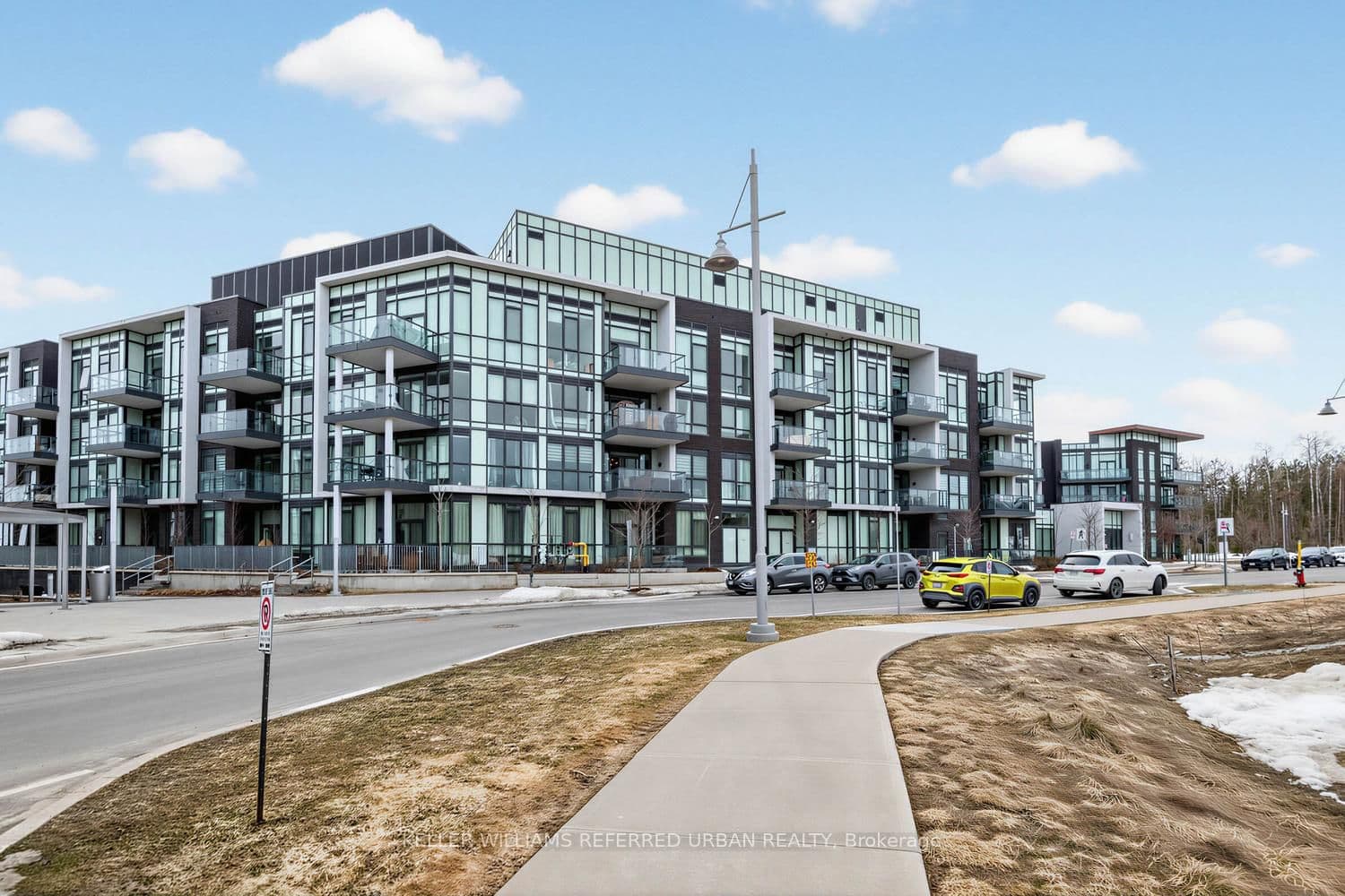 #304 - 415 Sea Ray Avenue