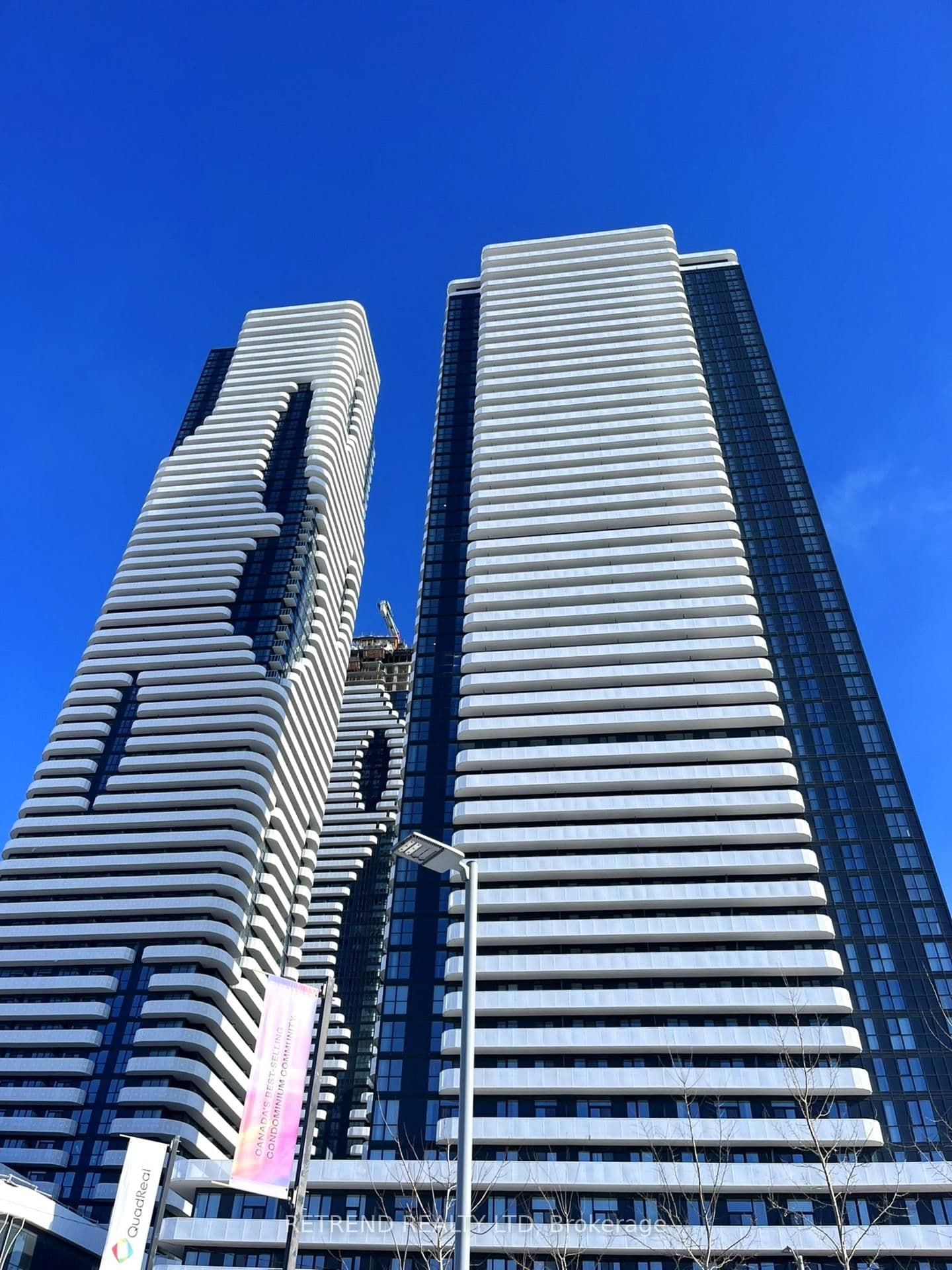 #1709 - 195 Commerce Street