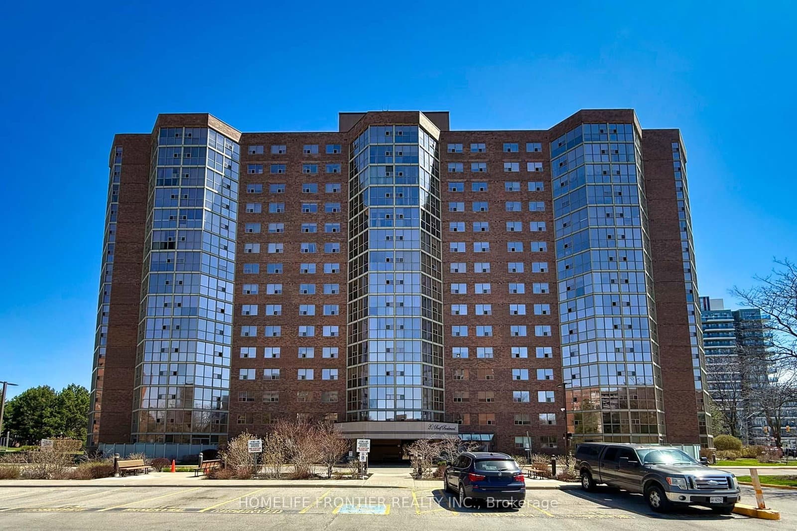 #704 - 20 Baif Boulevard