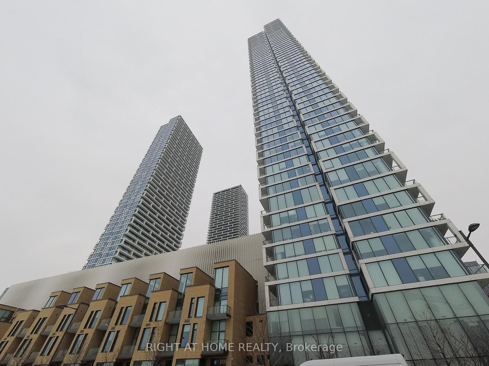 5 Buttermill Avenue, Unit 4701