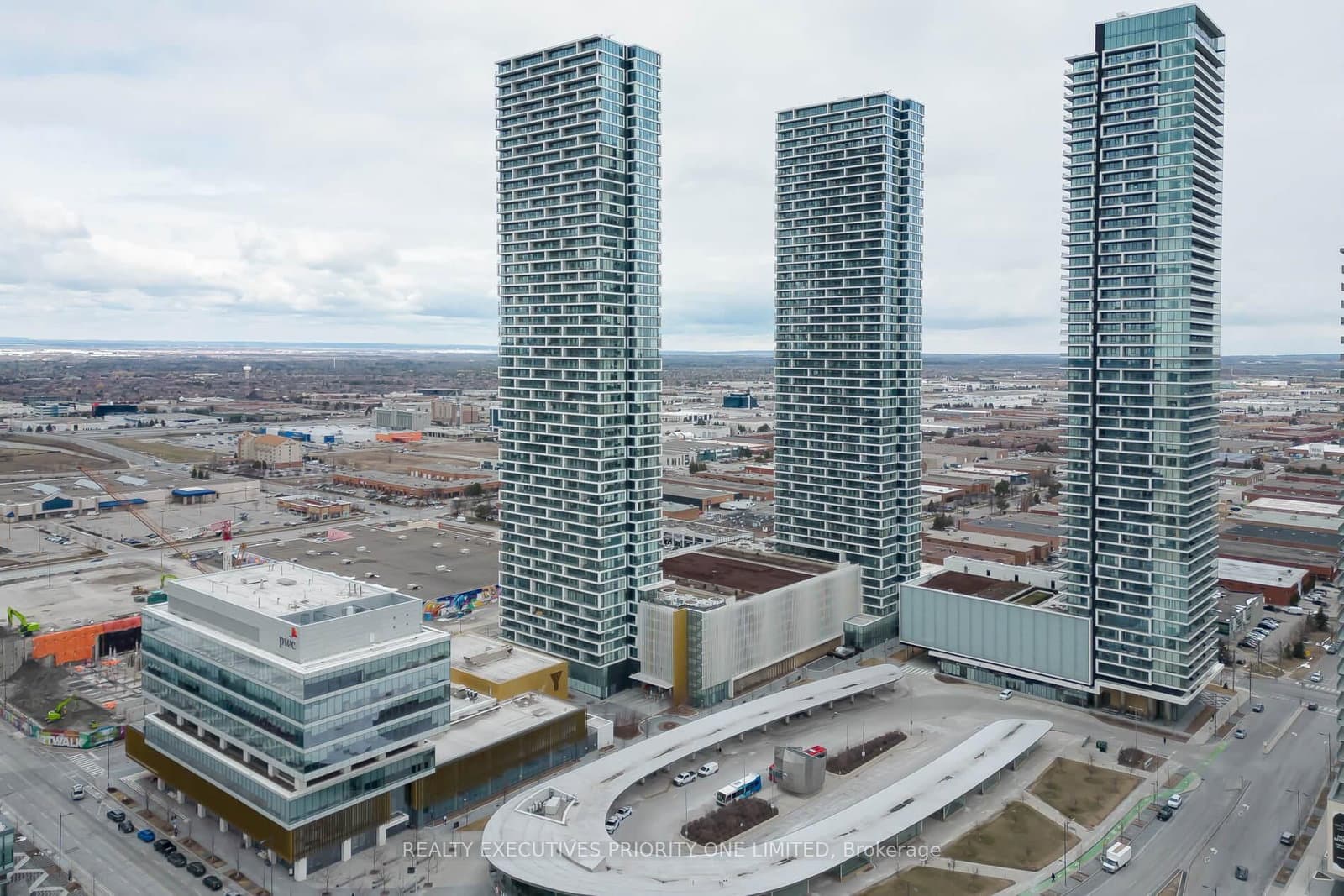 #5606 - 5 Buttermill Avenue