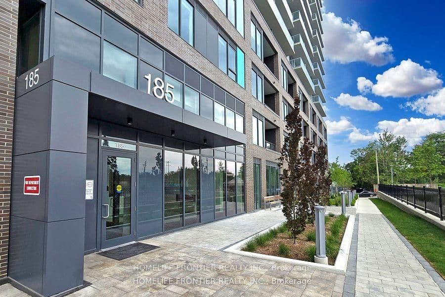 #220 - 185 Deerfield Road