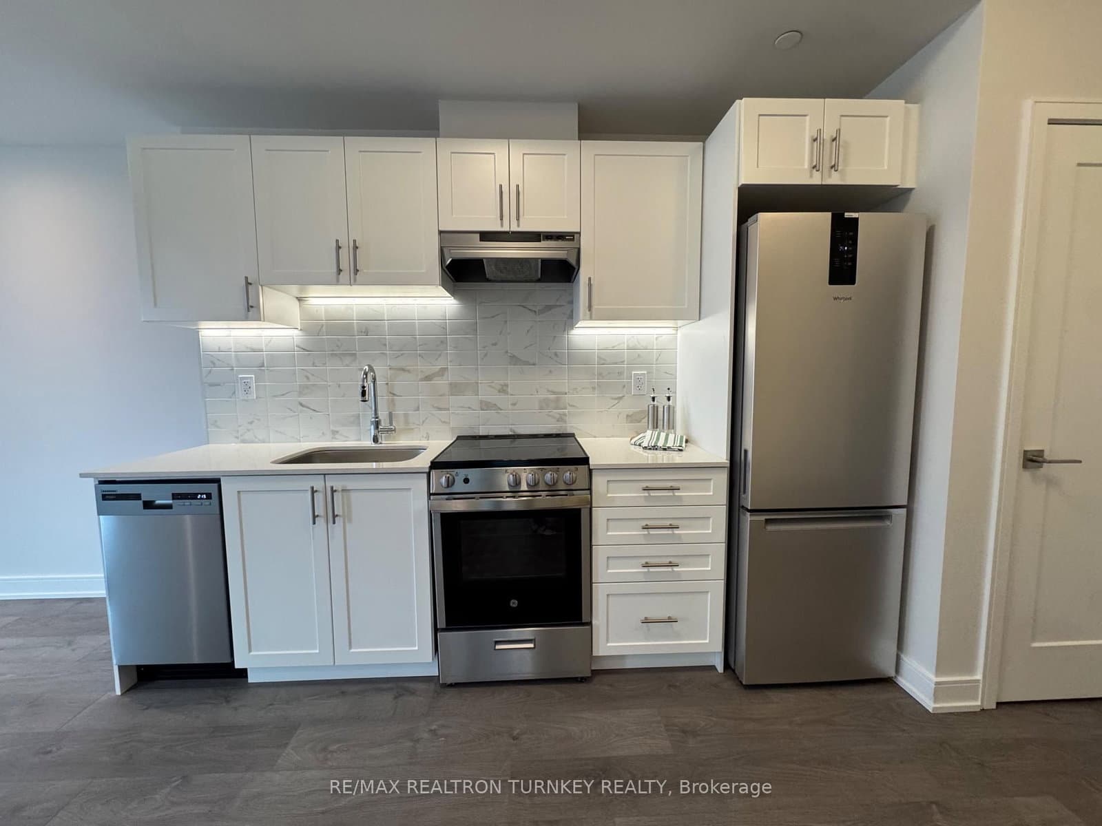 715 Davis Drive, Unit 905