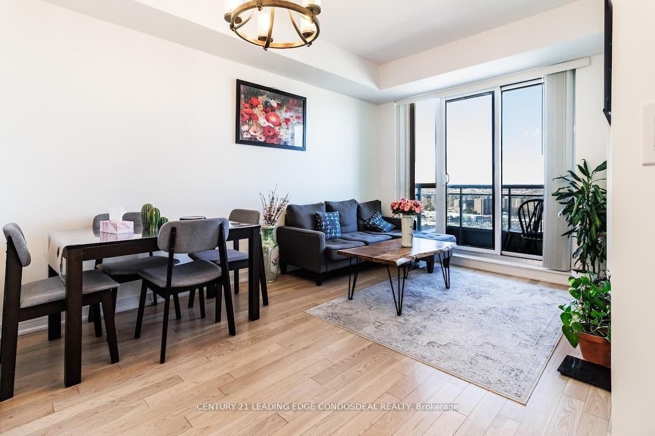 #1712 - 9205 Yonge Street