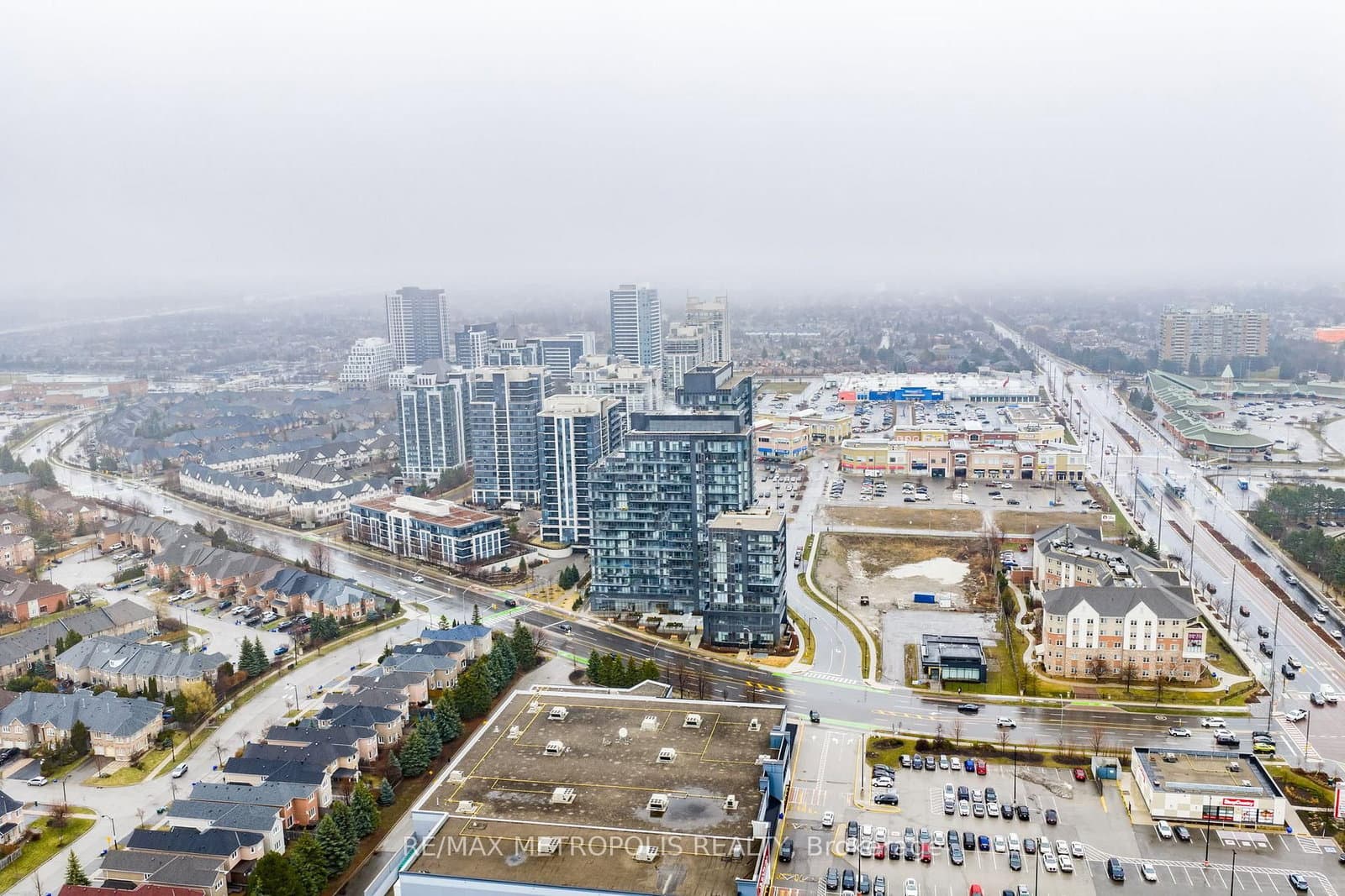 #509W - 10 Gatineau Drive