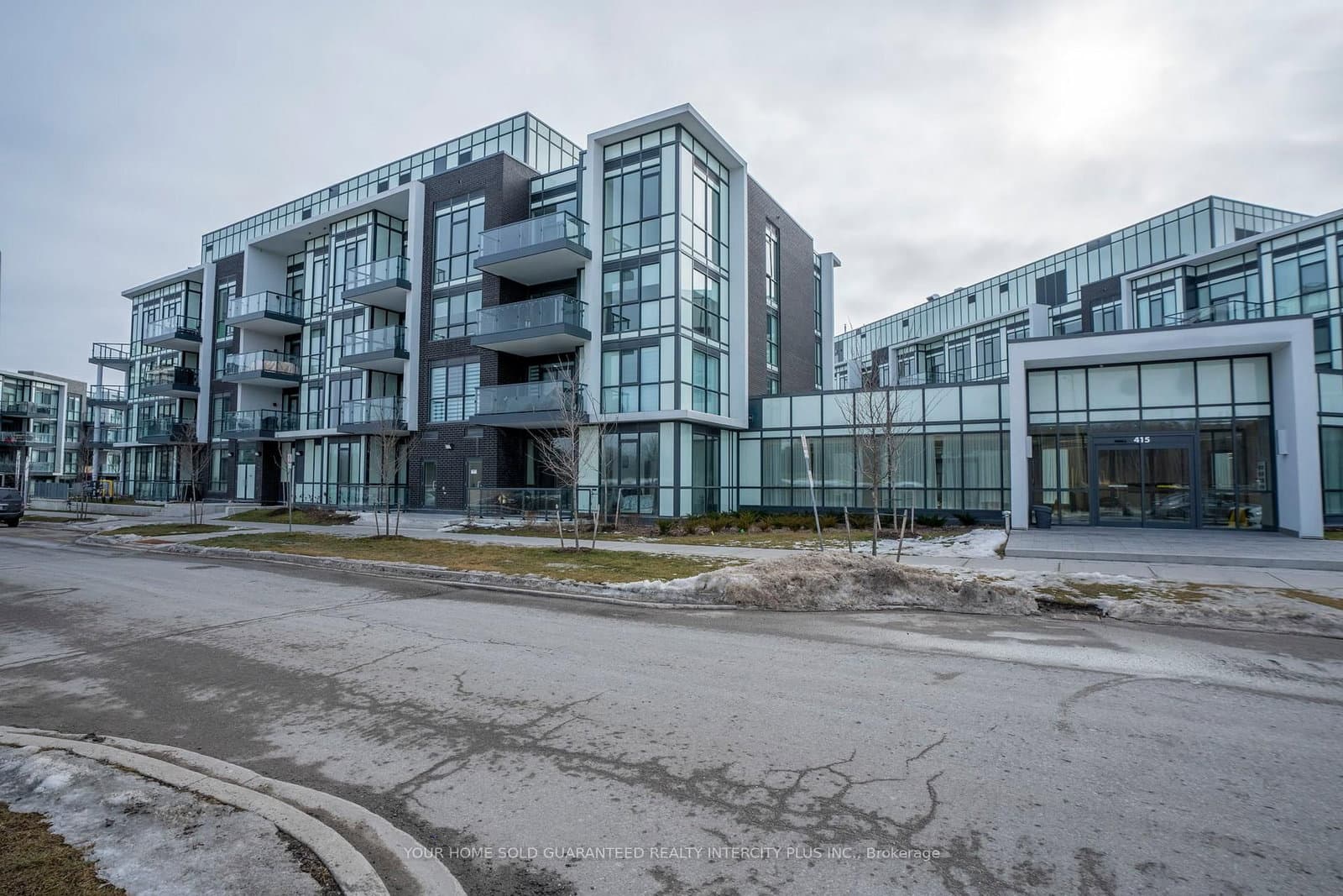 415 Sea Ray Avenue, Unit 219