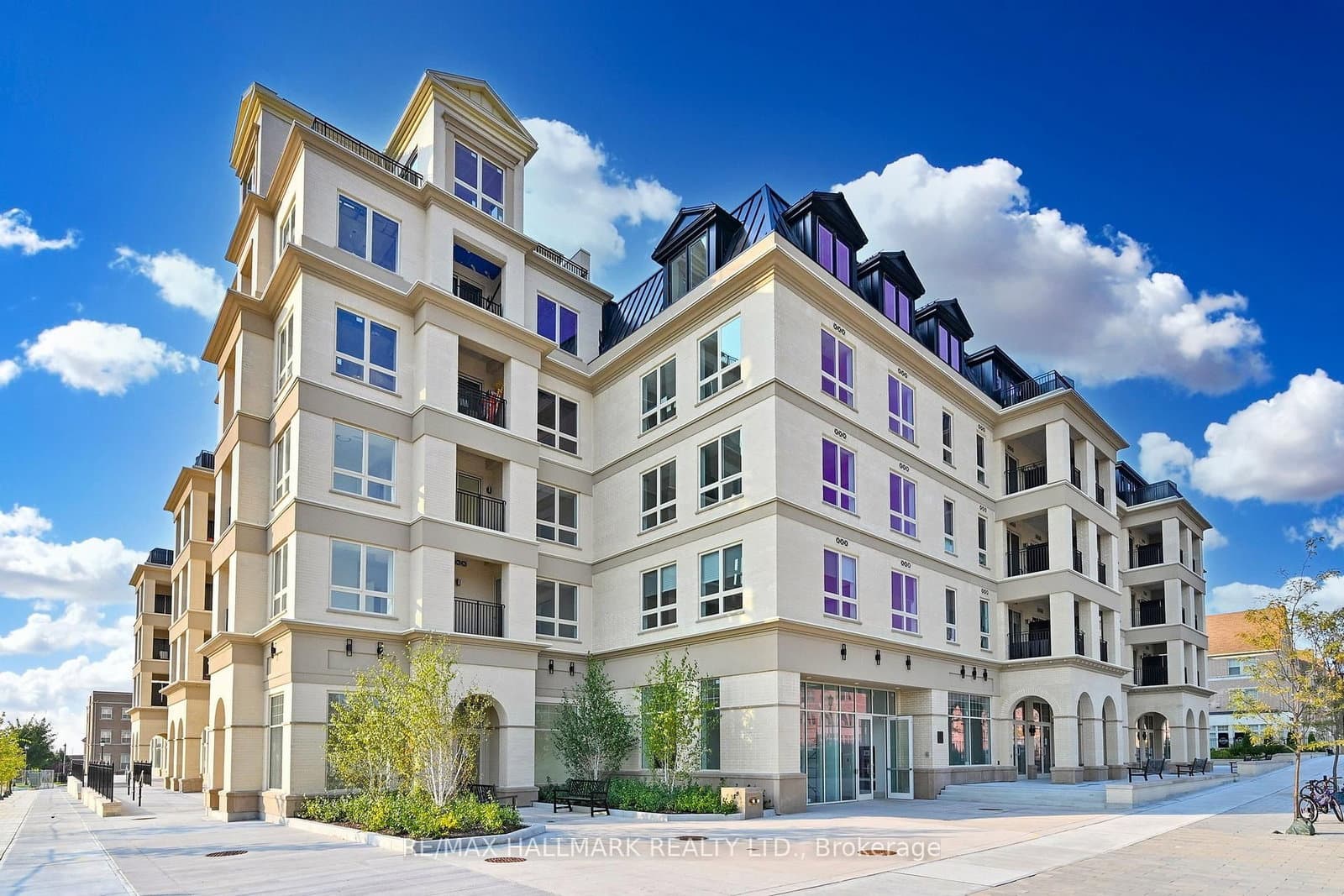 101 Cathedral High Street, Unit 201