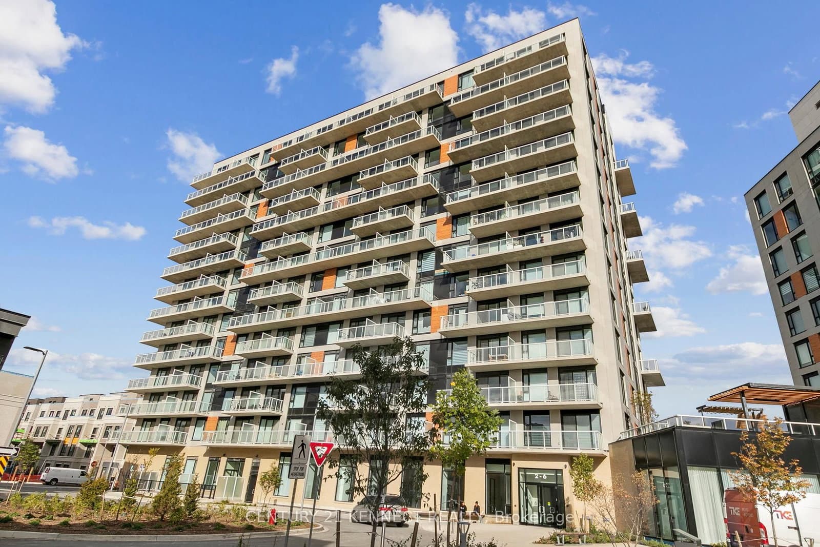 2 David Eyer Road, Unit 931