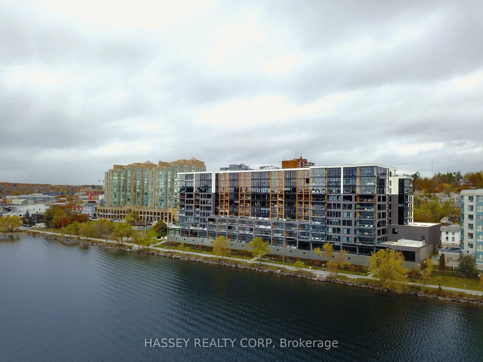 #C1 - 185 Dunlop Street E