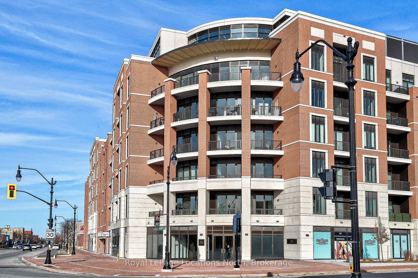 #525 - 1 HUME Street