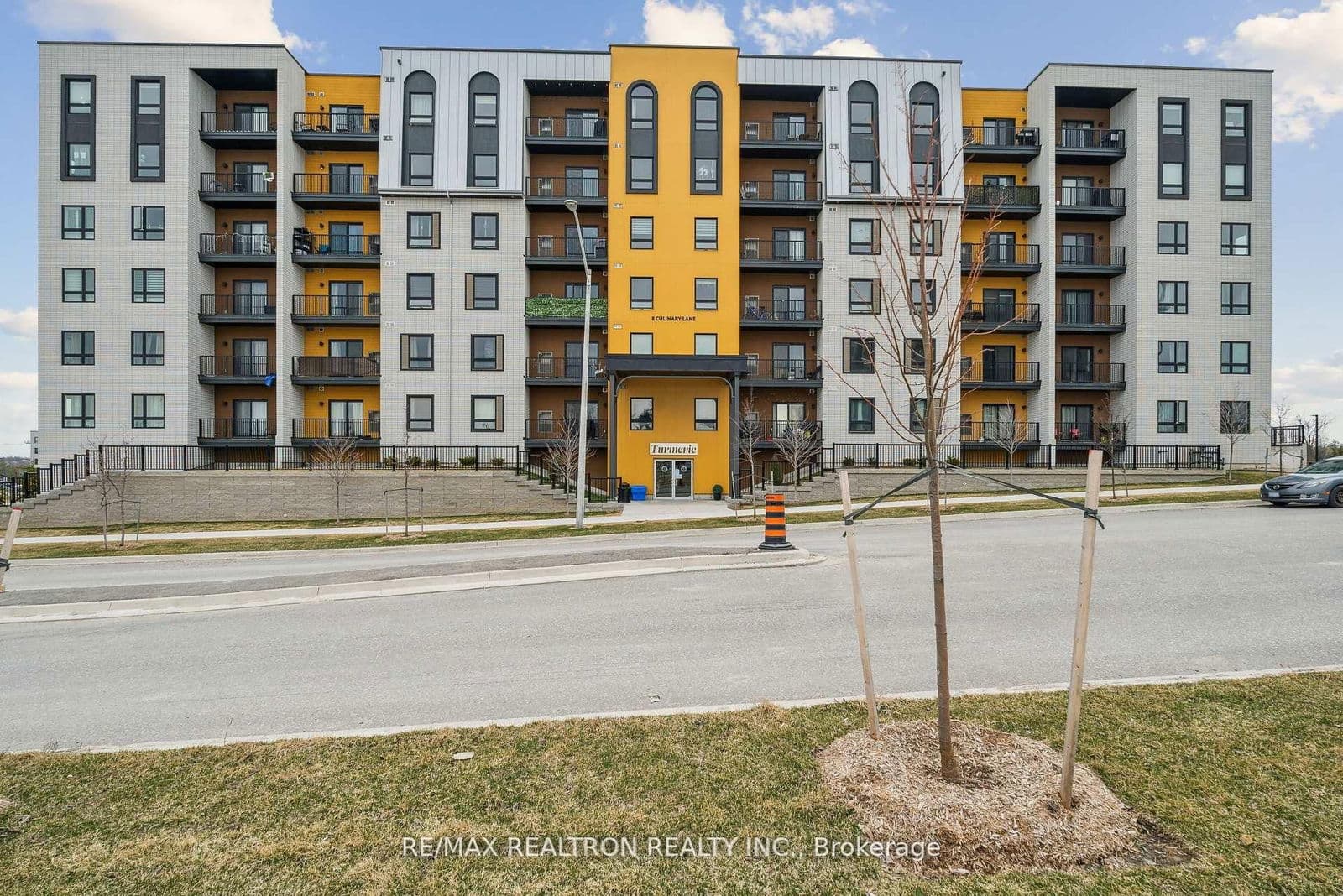 8 Culinary Lane, Unit 307