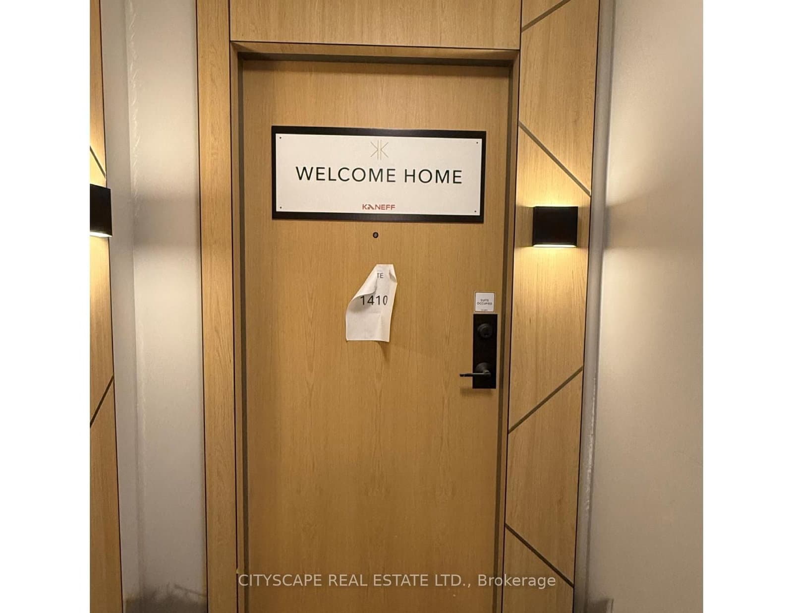 202 Burnhamthorpe Road E, Unit 1410