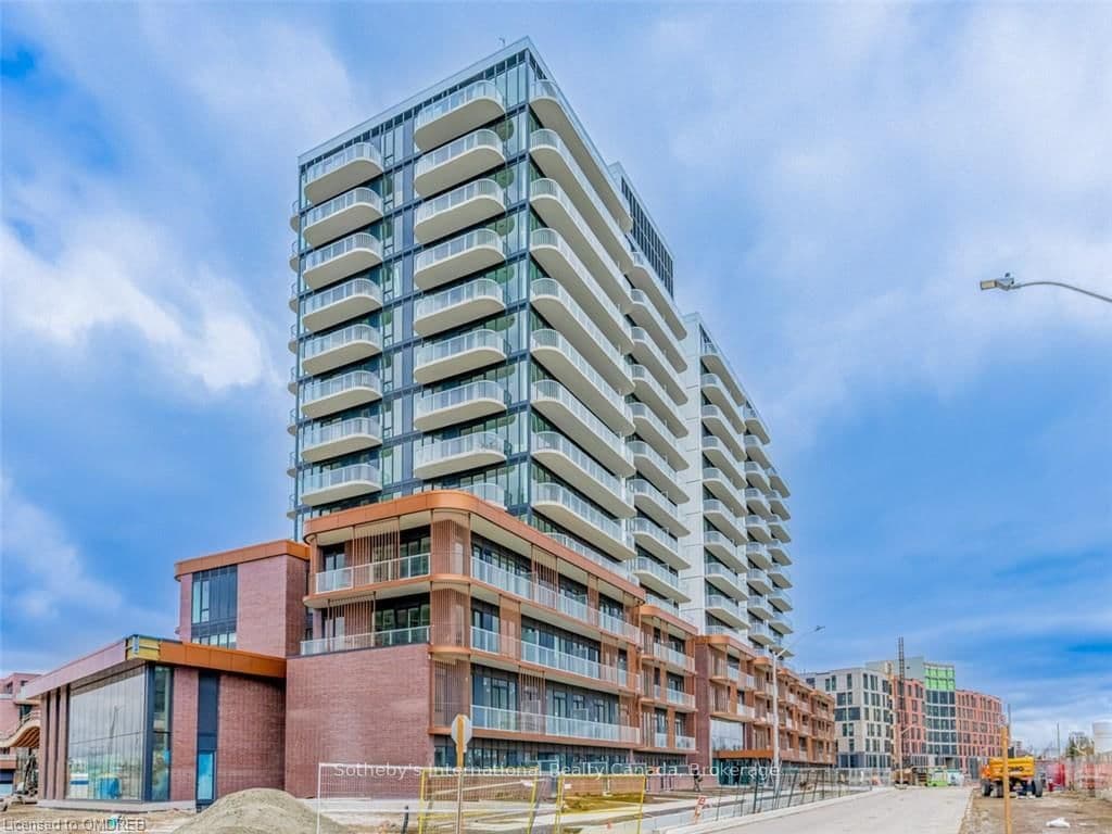 220 MISSINNIHE Way, Unit 902