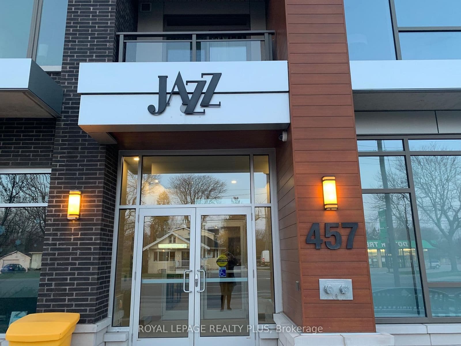 457 Plains Road E, Unit 403