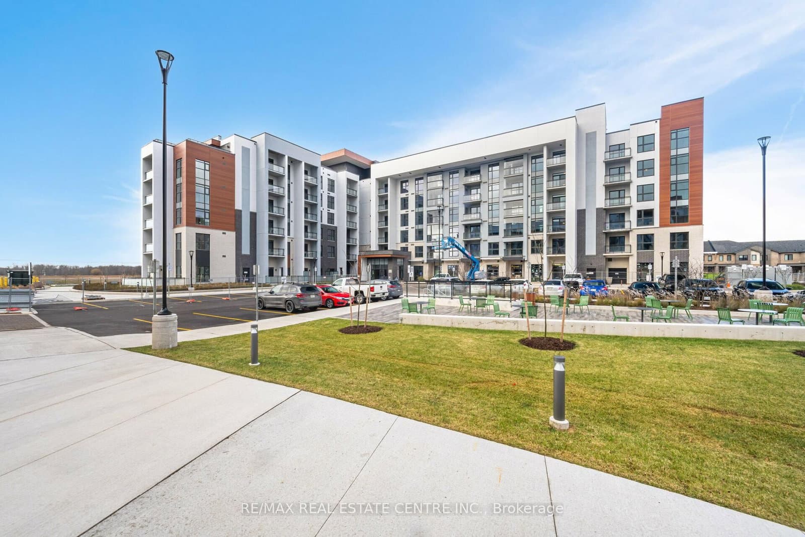 490 Gordon Krantz Avenue, Unit 107