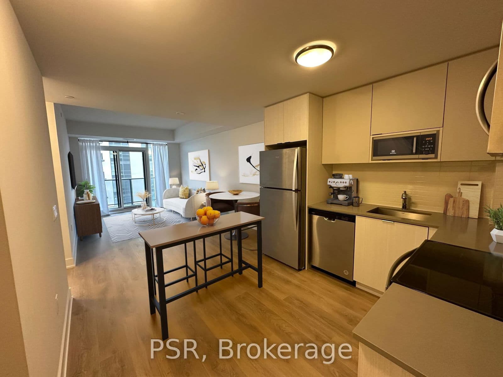 202 Burnhamthorpe Road E, Unit 1308W