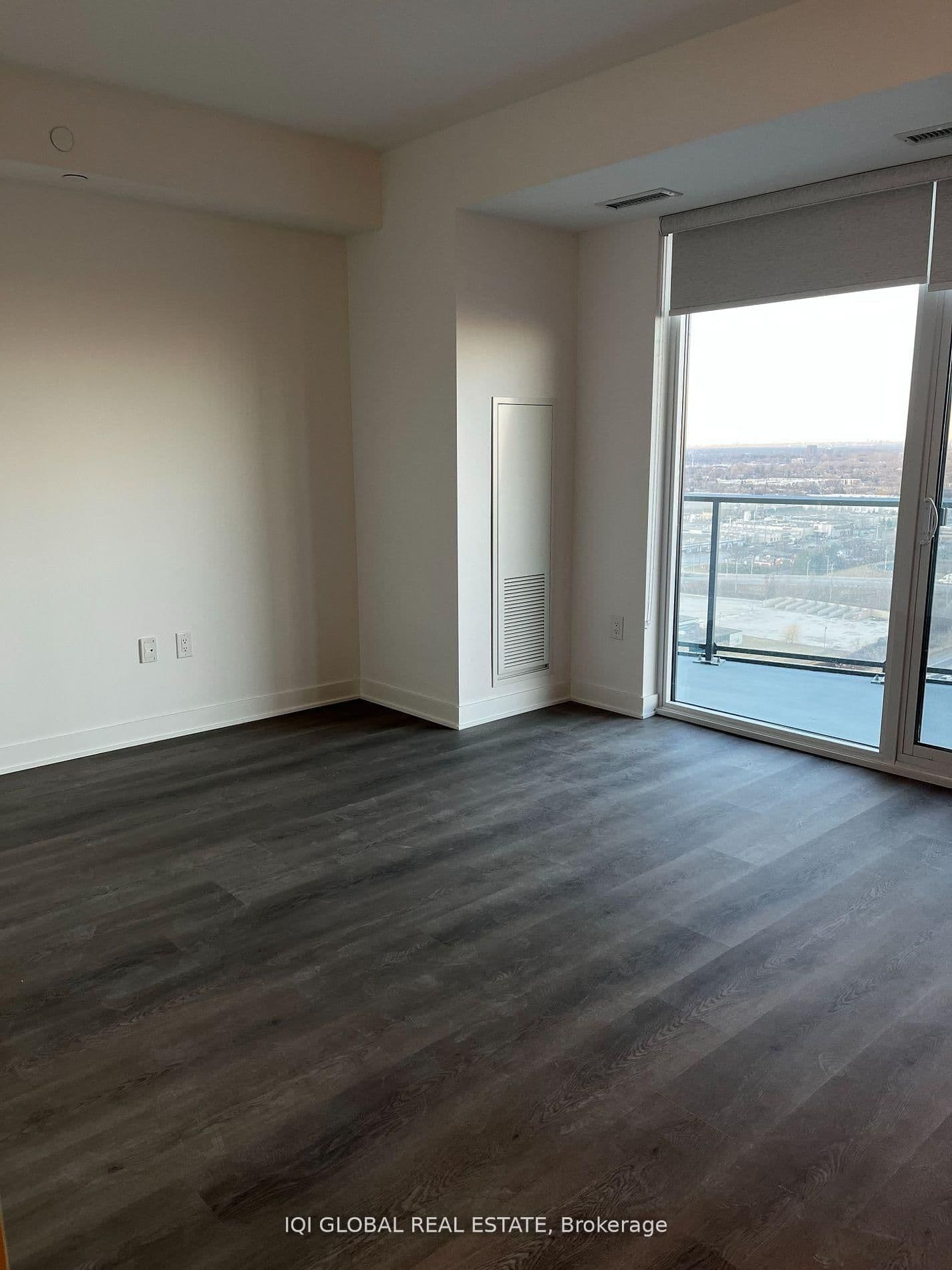 36 Zorra Street, Unit 1910