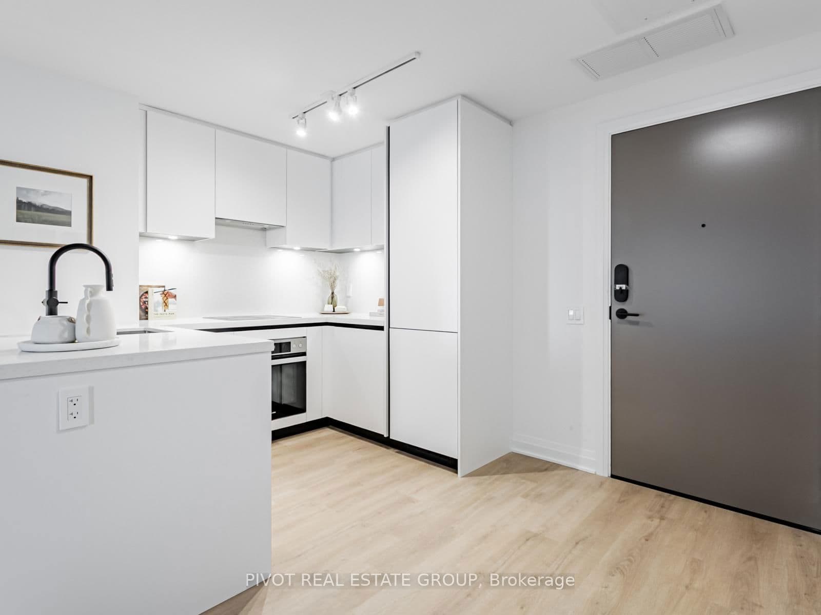 4023 The Exchange, Unit 1903