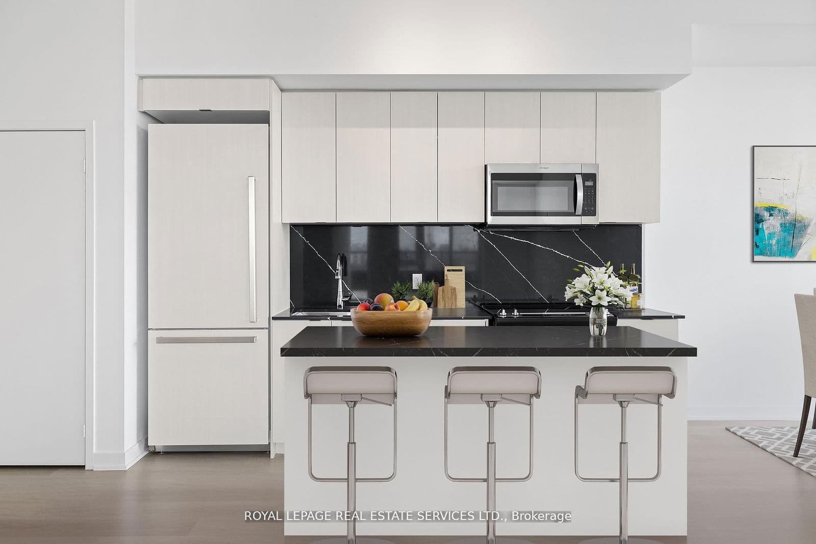 859 The Queensway, Unit 1106