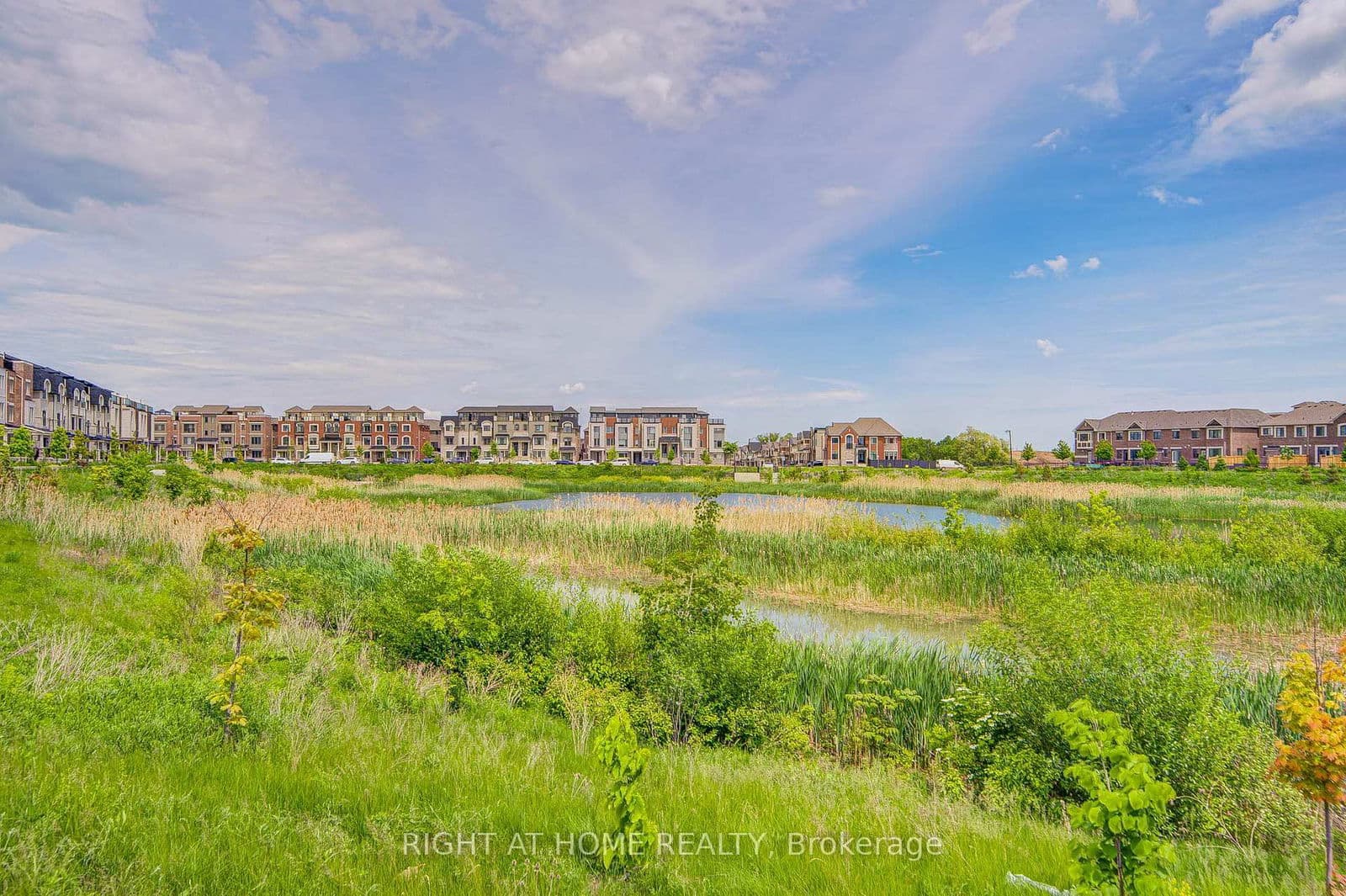 1220 Dartmouth Crescent, Unit 8