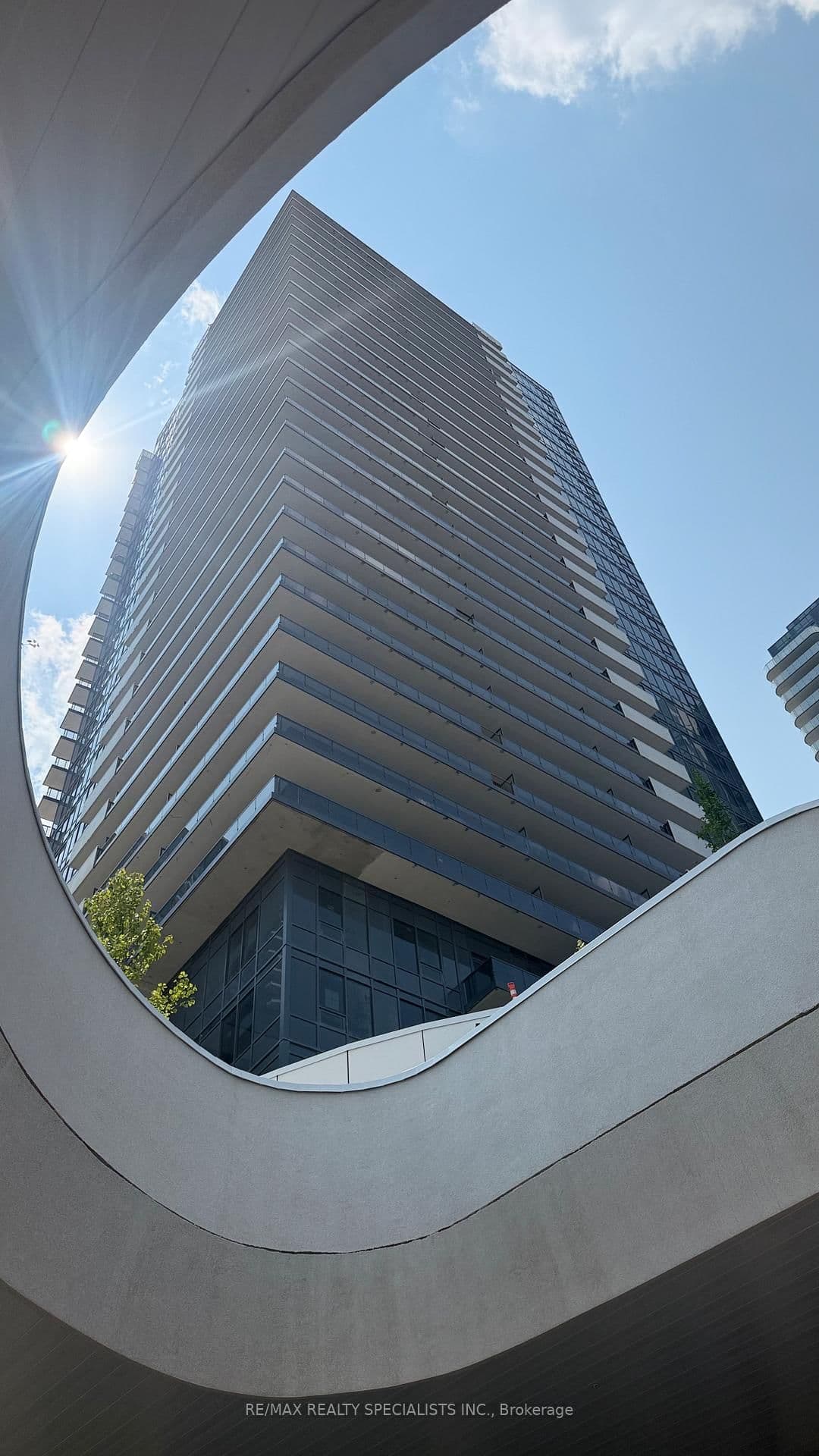 5105 Hurontario Street, Unit 329