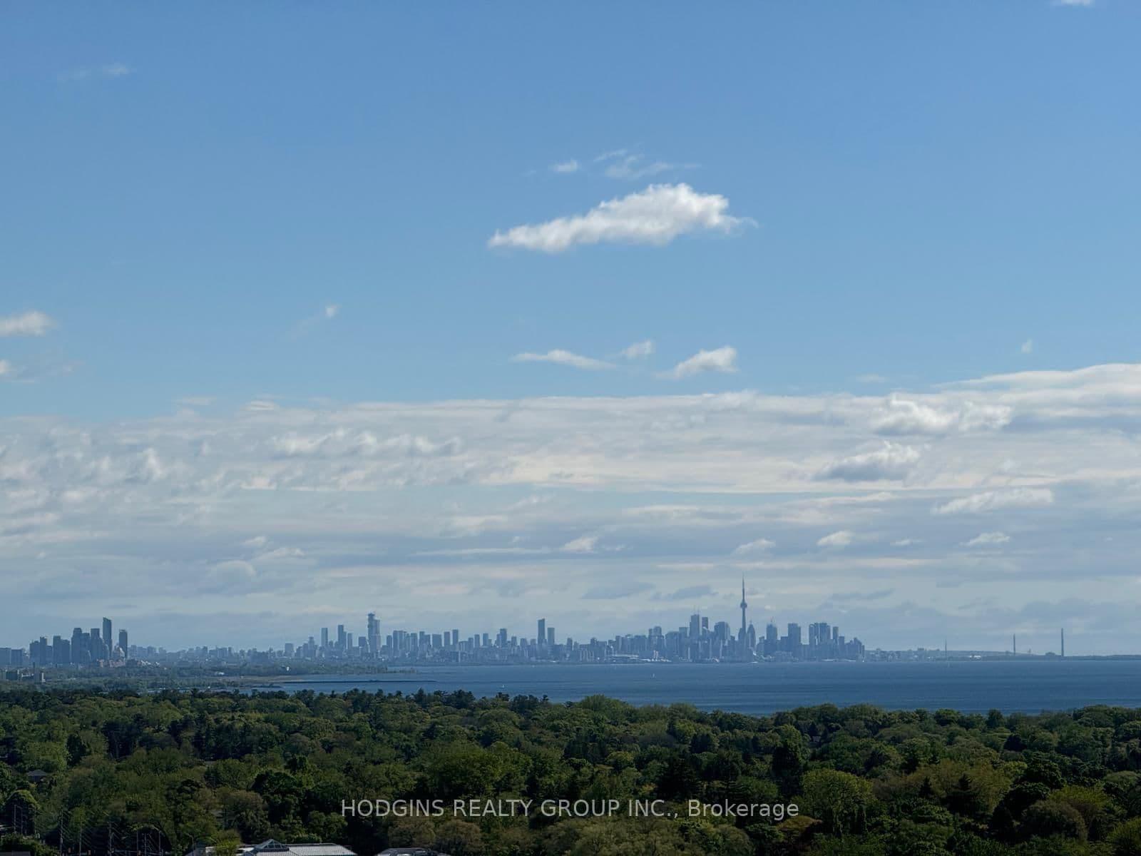 1035 Southdown Road, Unit UPH 2003