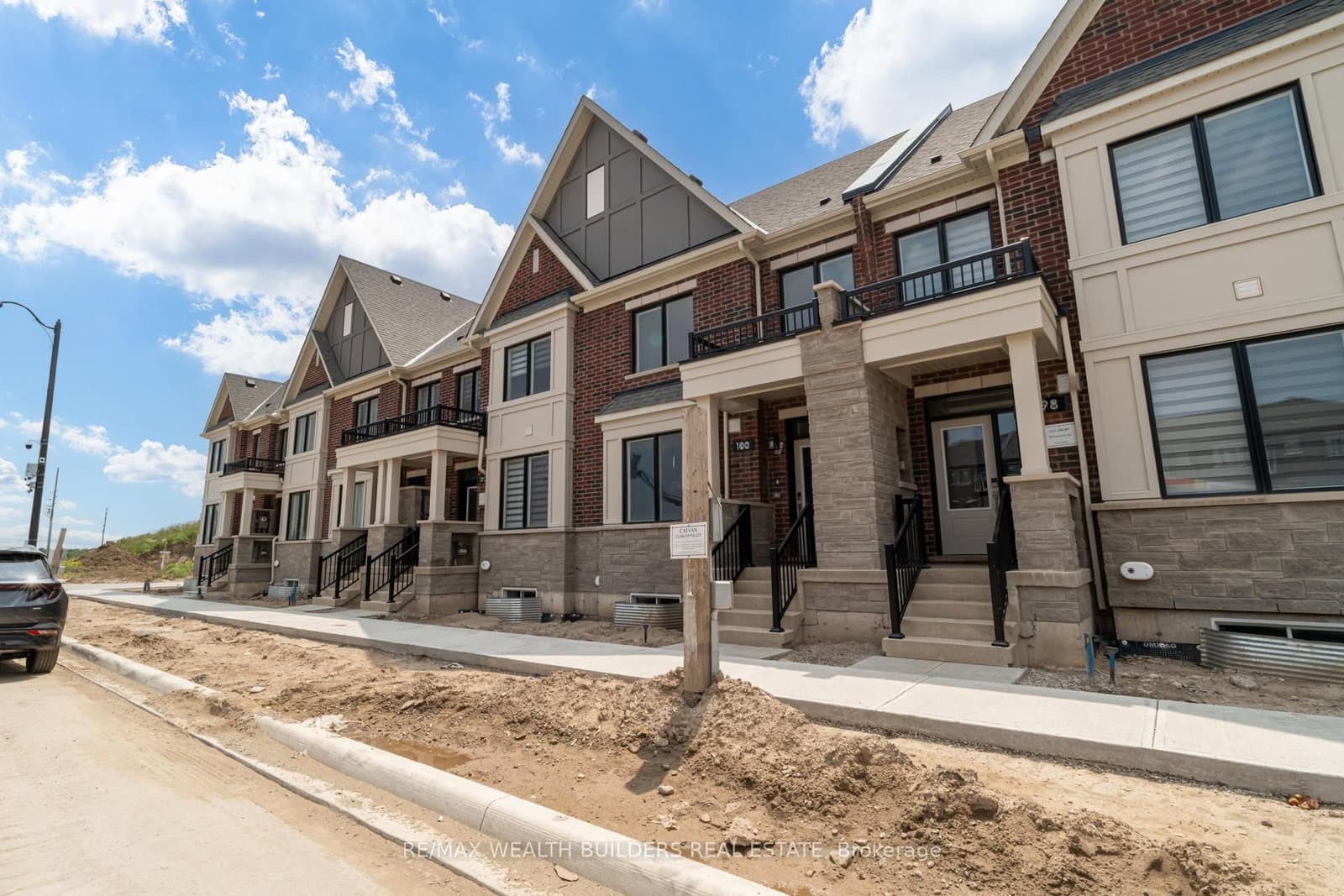 100 Coolhurst Avenue