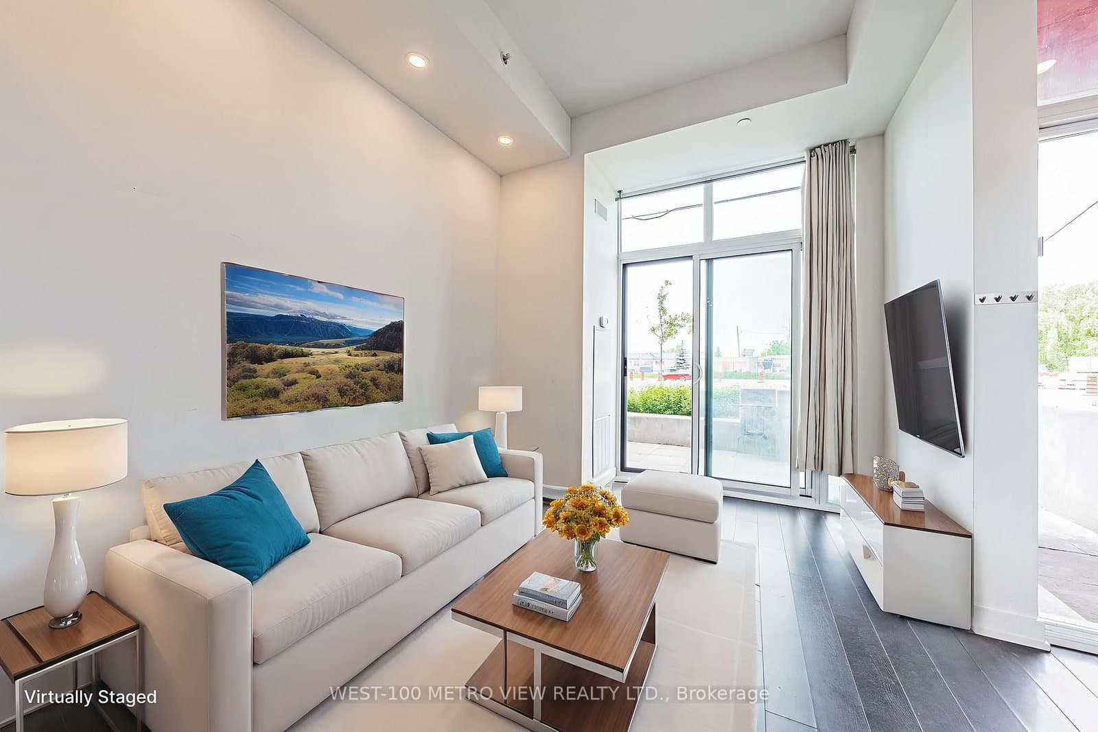 5240 Dundas Street, Unit B208