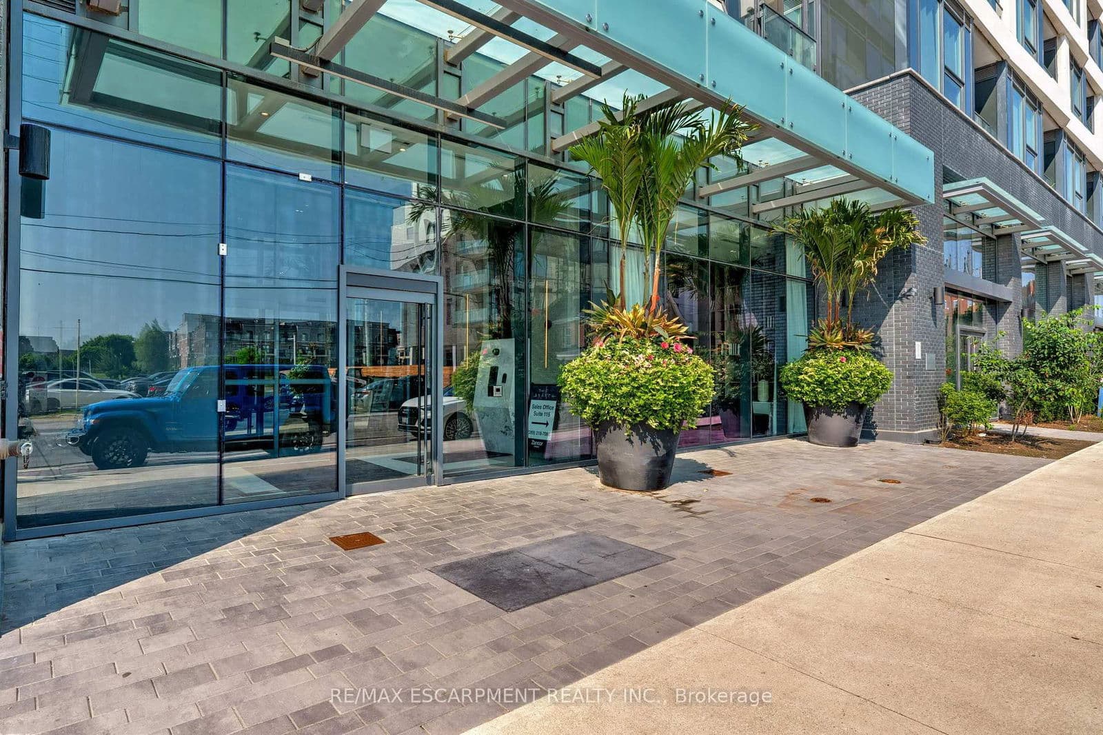 2450 Old Bronte Road, Unit 601