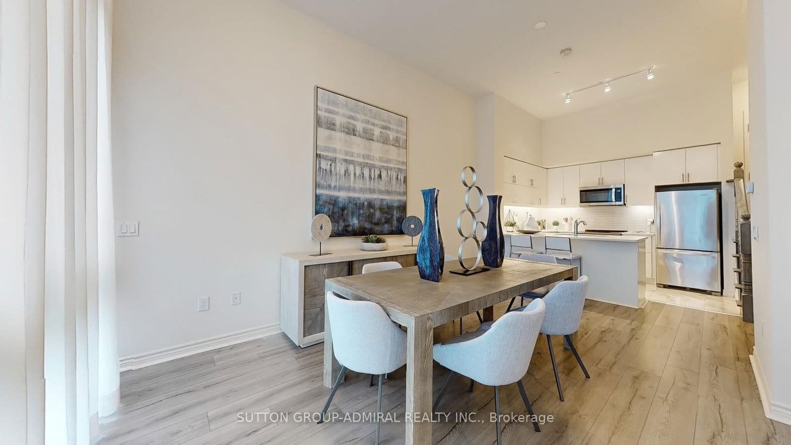 #Th 101 - 39 Annie Craig Drive