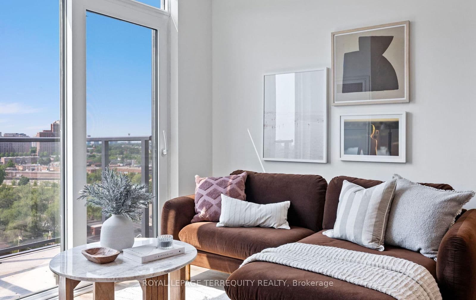 1808 St Clair Avenue W, Unit 1103