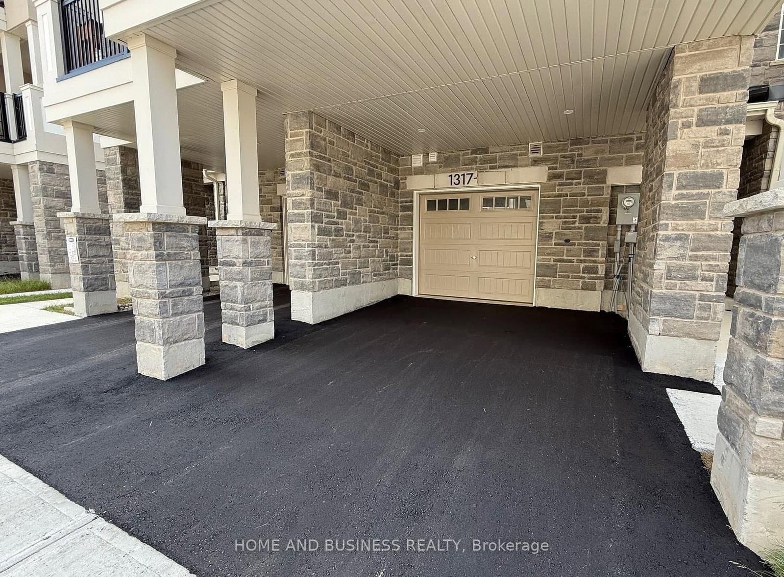 1317 Leriche Way, Unit 43