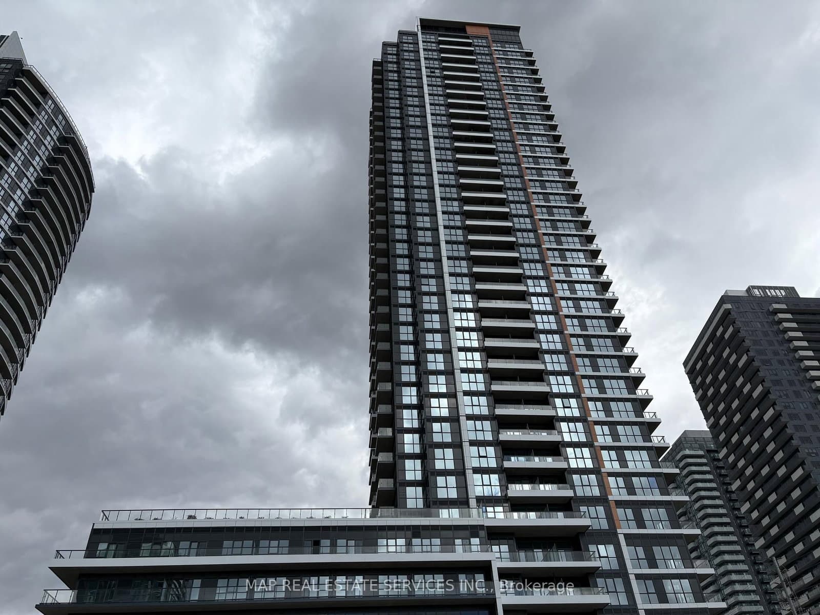 15 Watergarden Drive, Unit 2110