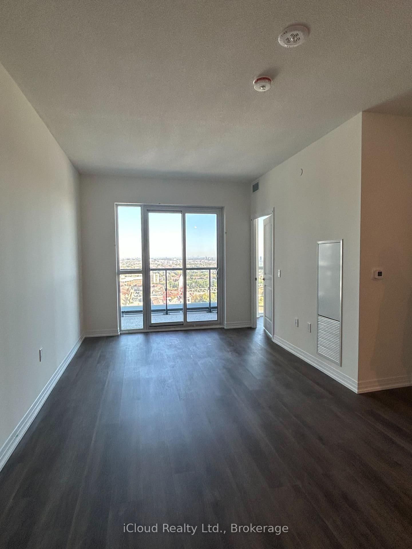 15 Watergarden Drive, Unit 1610