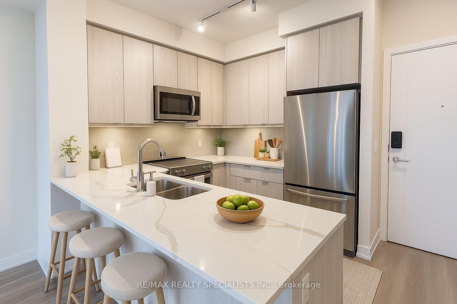 15 Watergarden Drive, Unit 1602