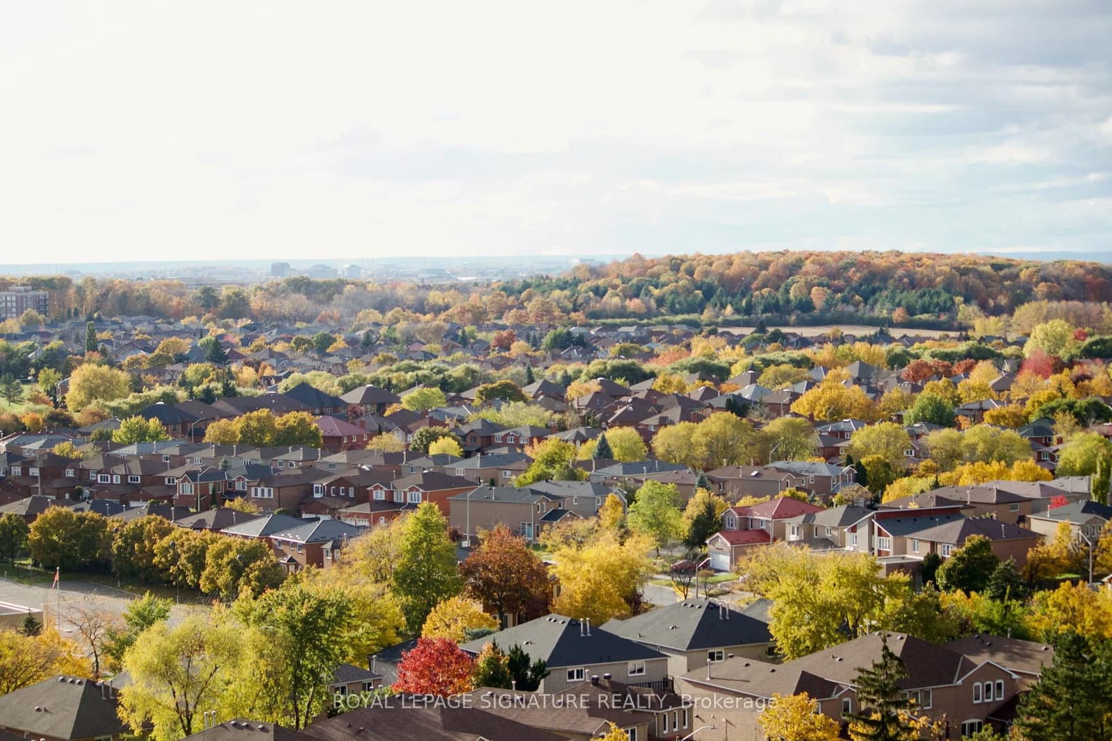 15 Watergarden Drive, Unit 1105