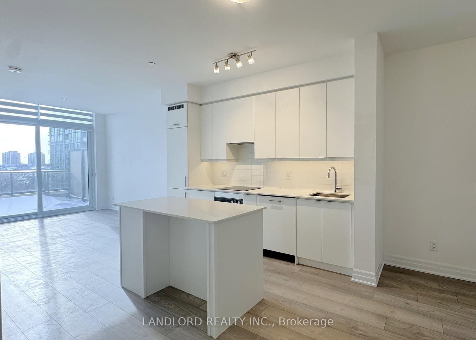 36 Elm Drive W, Unit 502