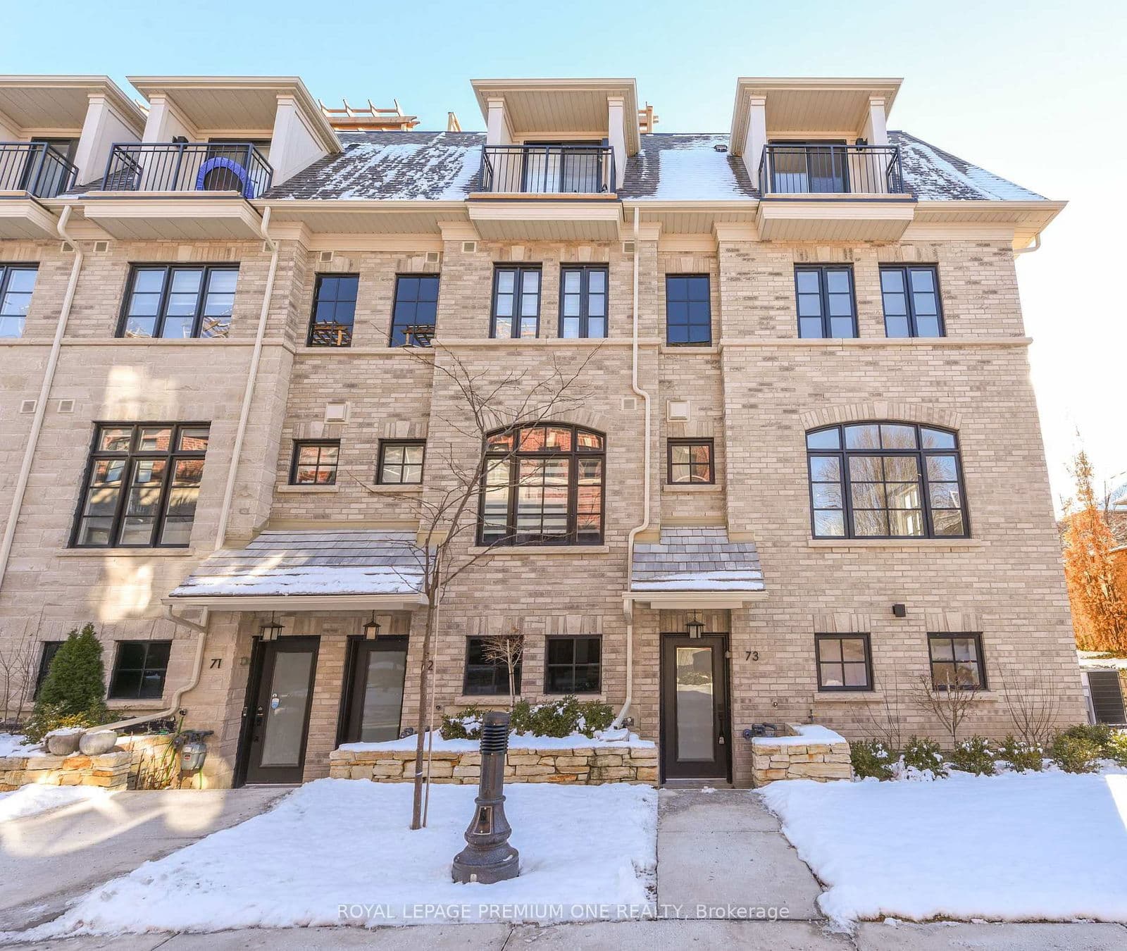 40 Lunar Crescent, Unit 73