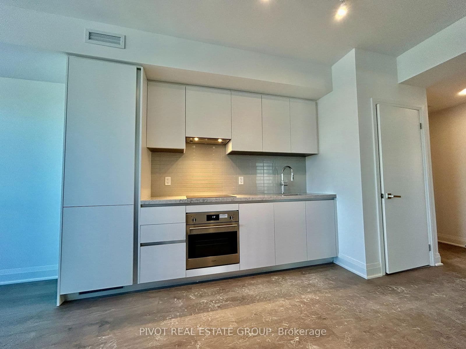 2 Erskine Road, Unit 1010