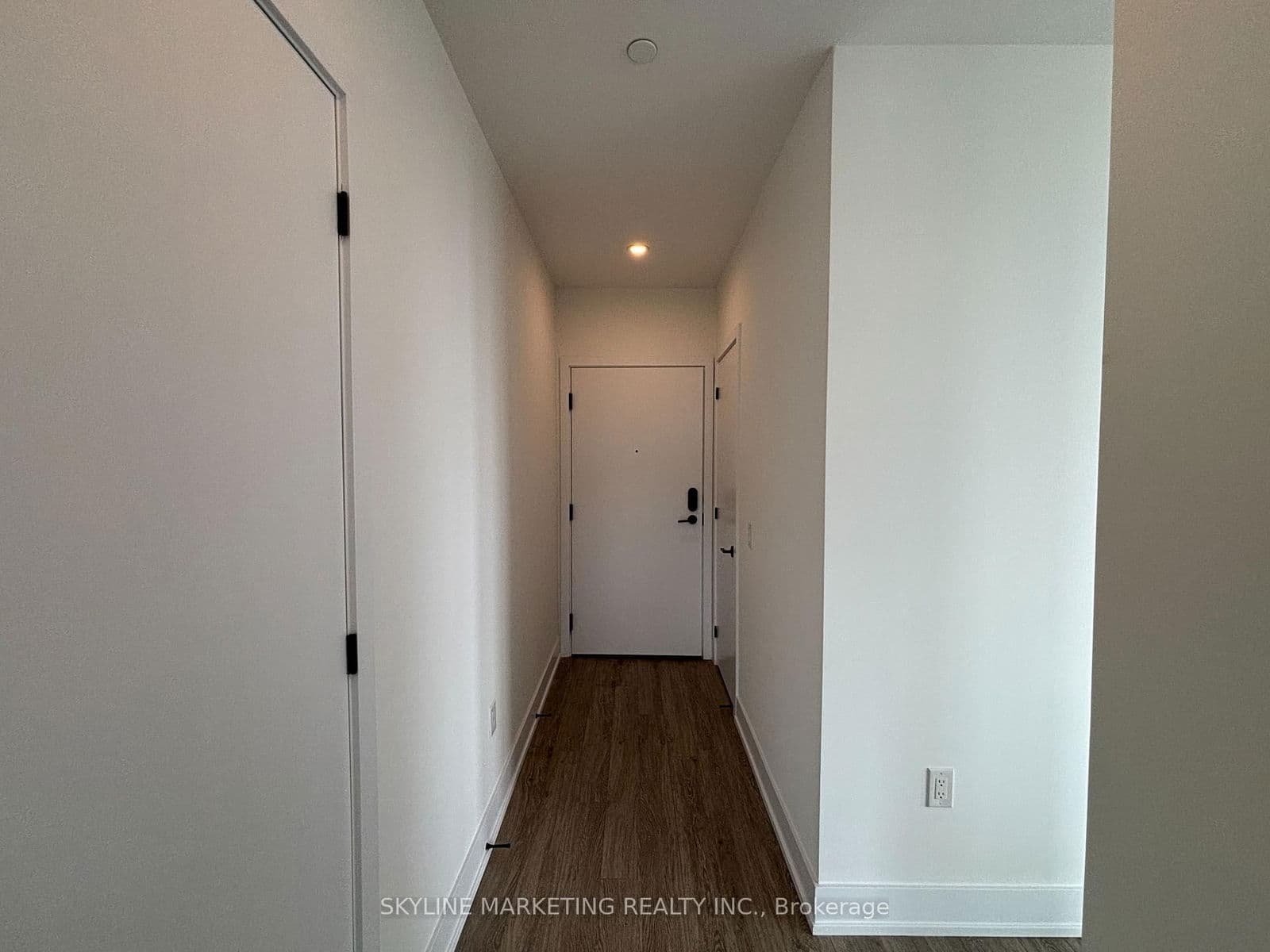 #631 - 2450 Old Bronte Road