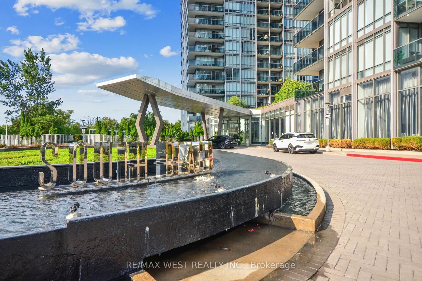 #2906 - 88 Park Lawn Road