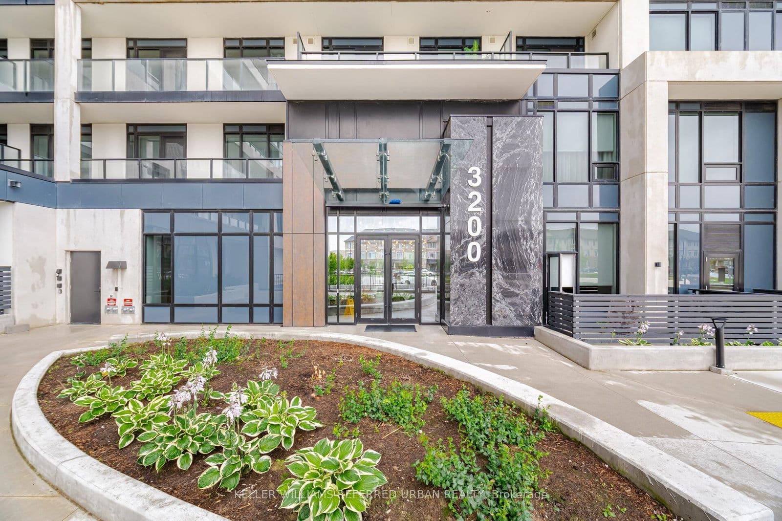 3200 William Coltson Avenue, Unit 401