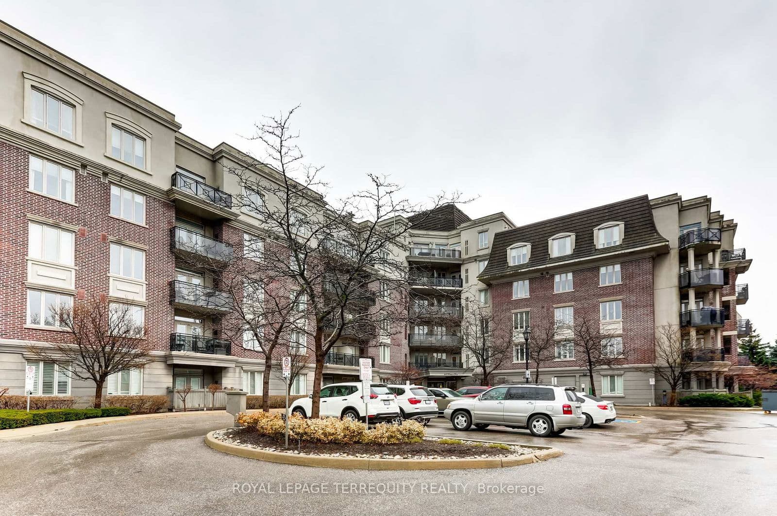 #422 - 245 Dalesford Road