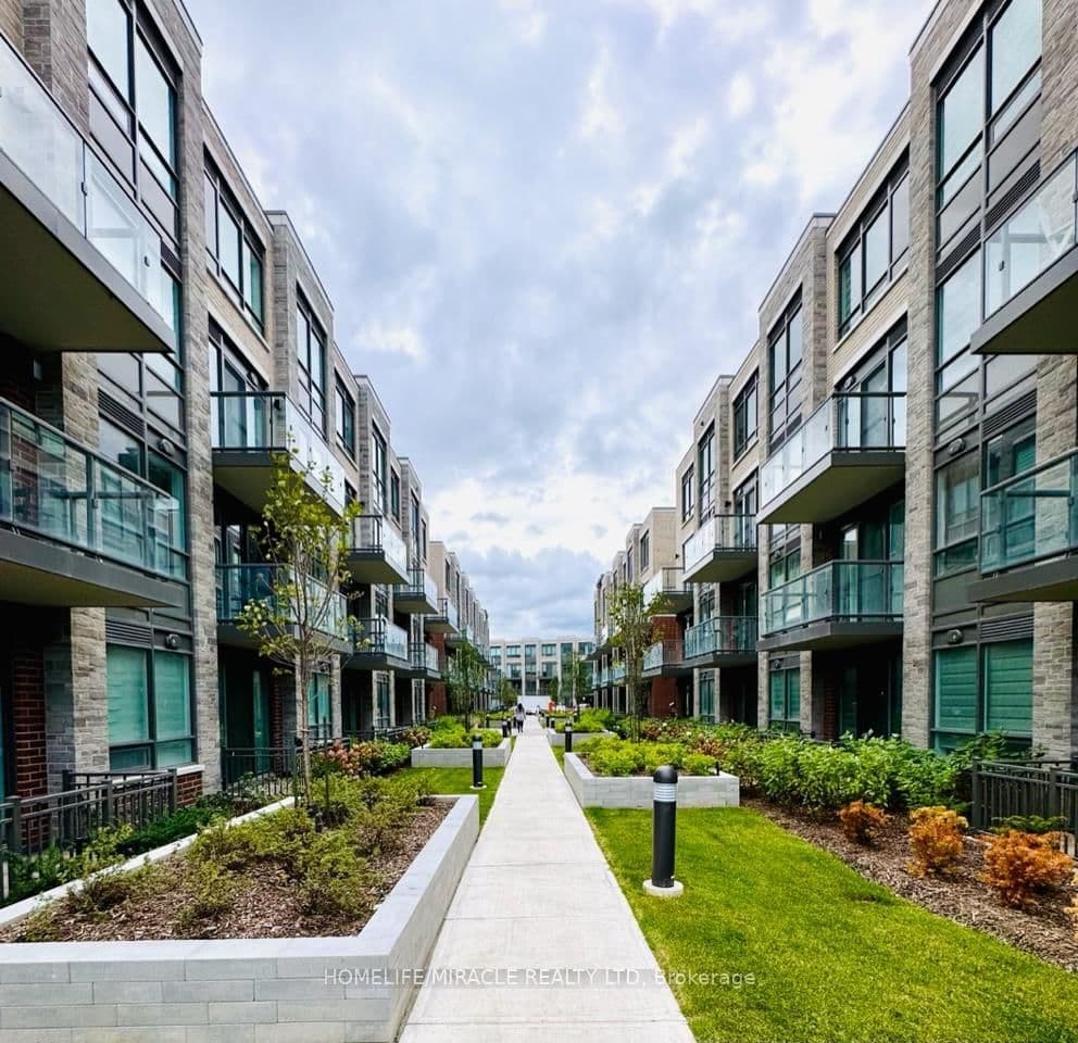 65 Attmar Drive, Unit 375